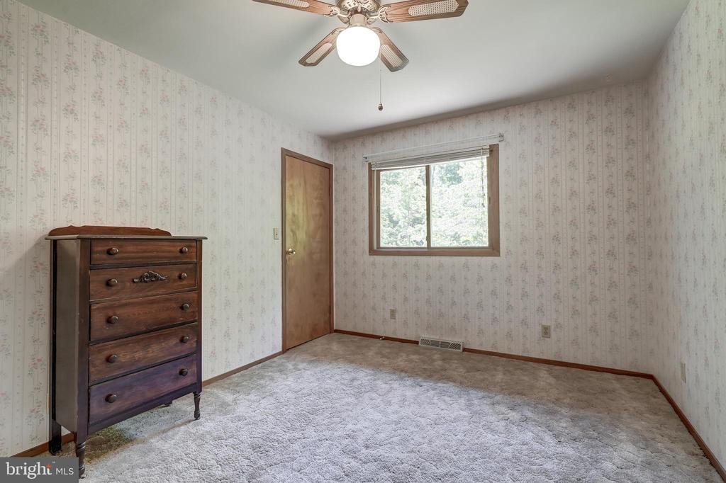 120 Lakewood Circle