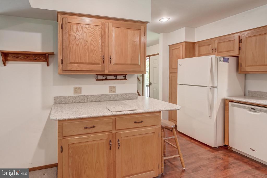 120 Lakewood Circle
