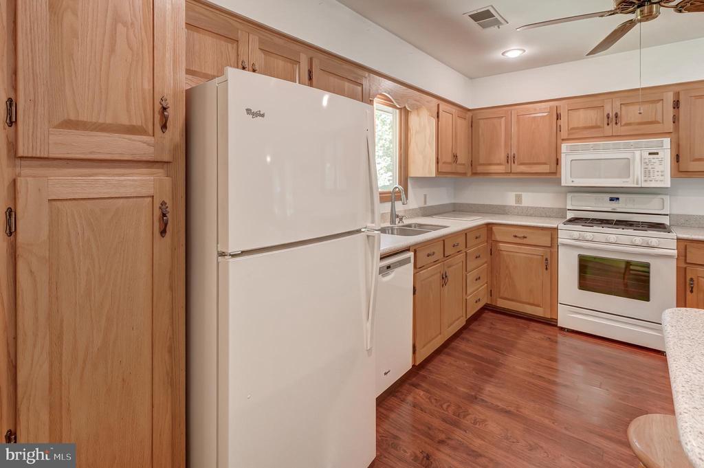 120 Lakewood Circle