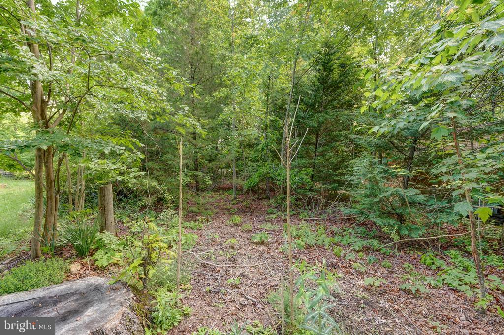 120 Lakewood Circle