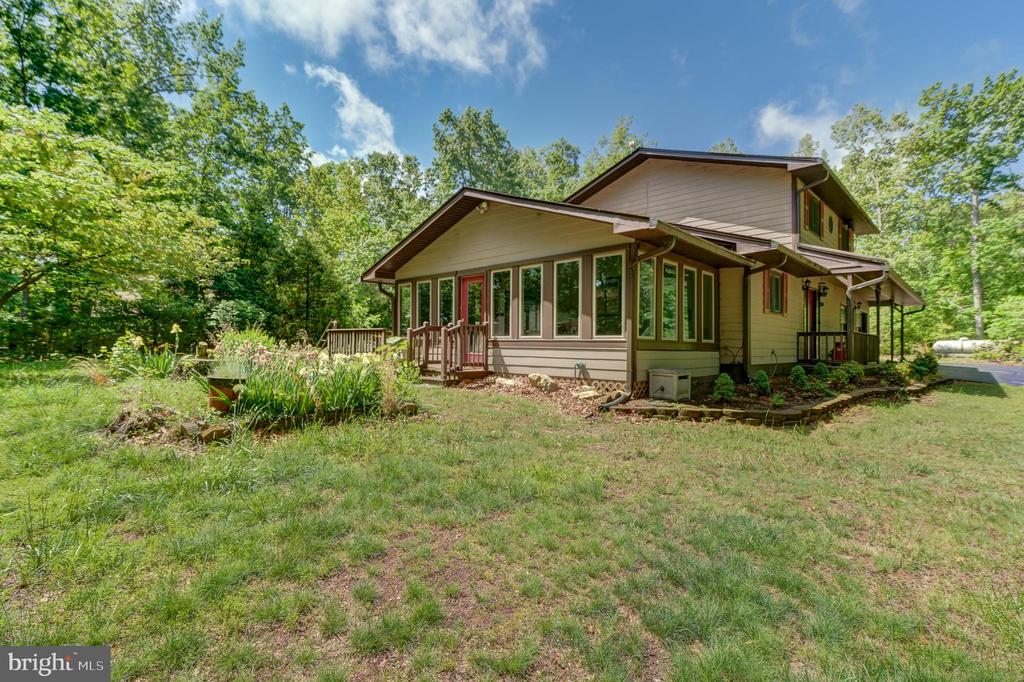 120 Lakewood Circle