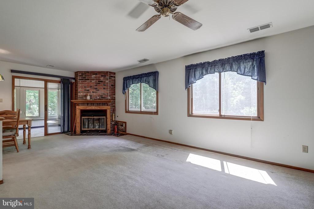 120 Lakewood Circle