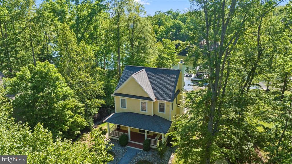 210 Maple Mull