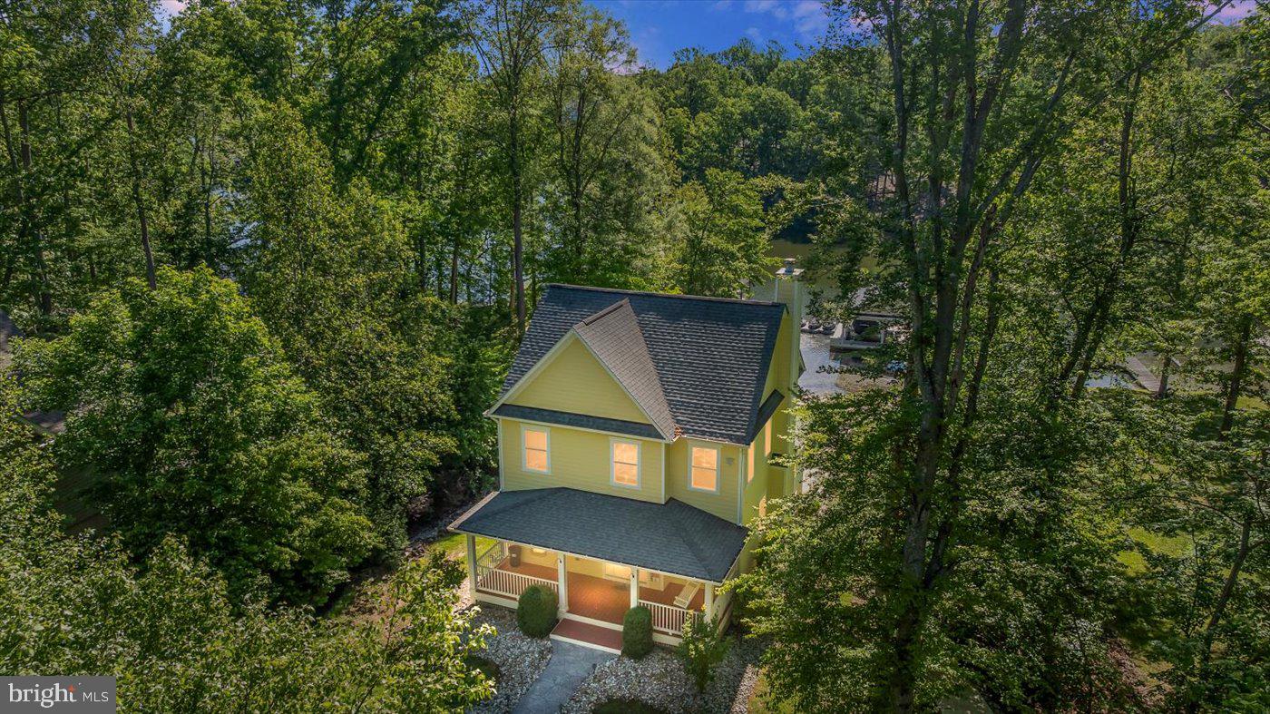210 Maple Mull