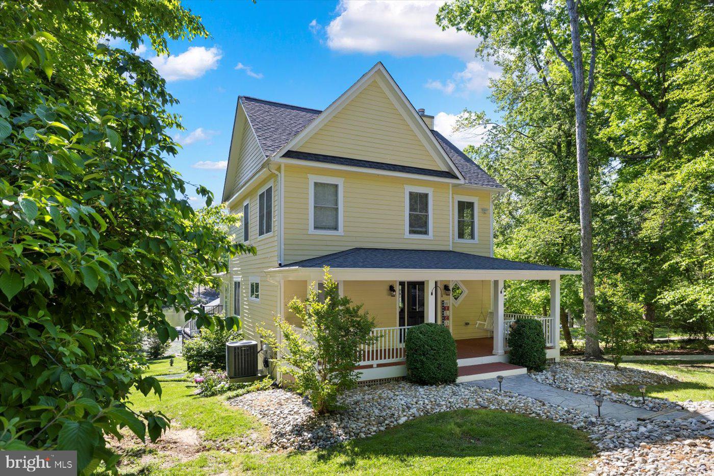 210 Maple Mull
