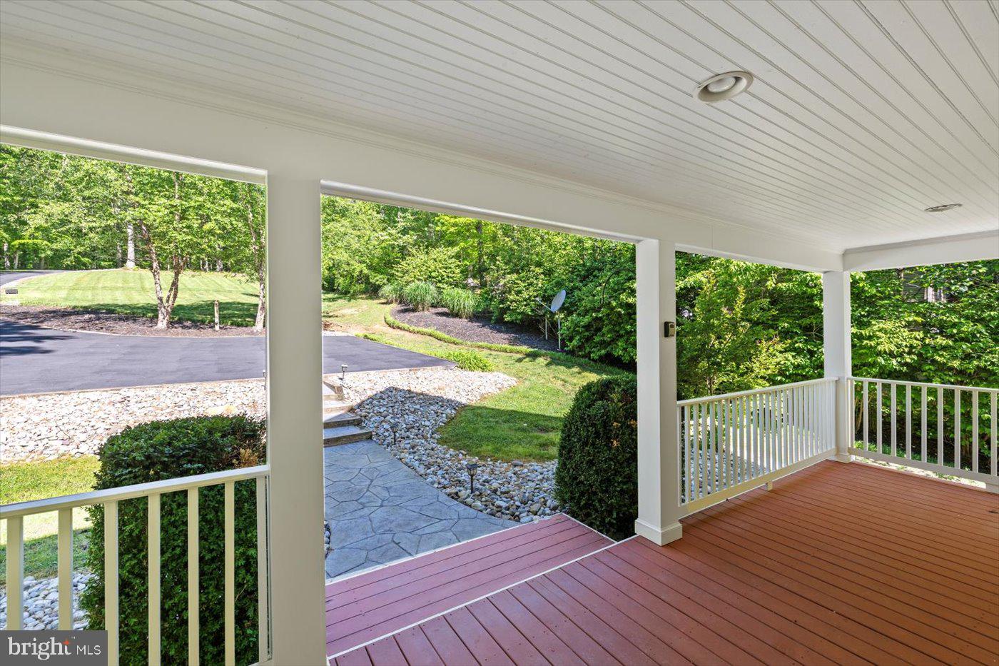 210 Maple Mull