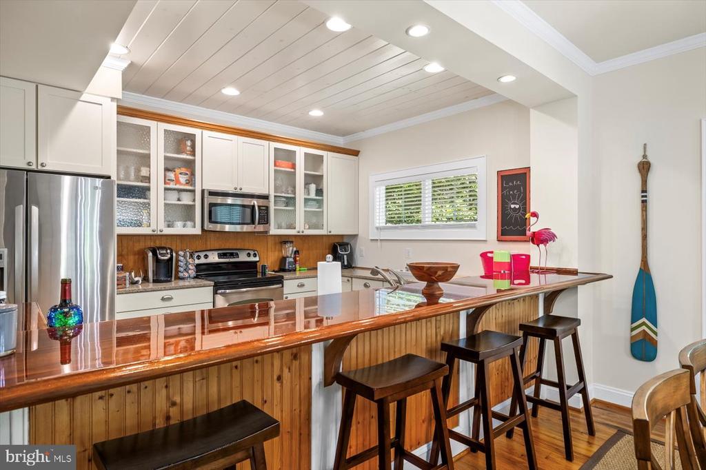 210 Maple Mull