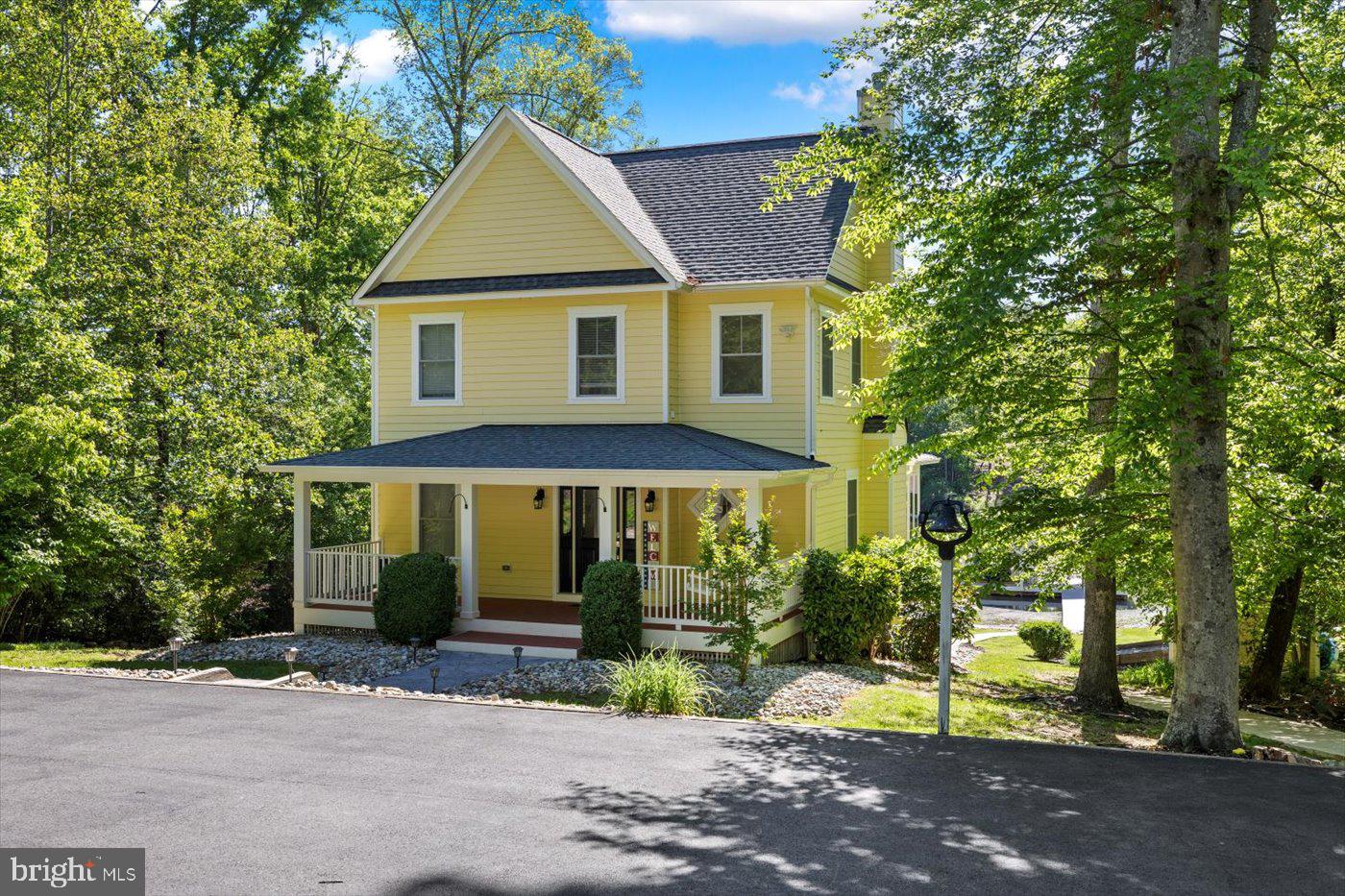 210 Maple Mull