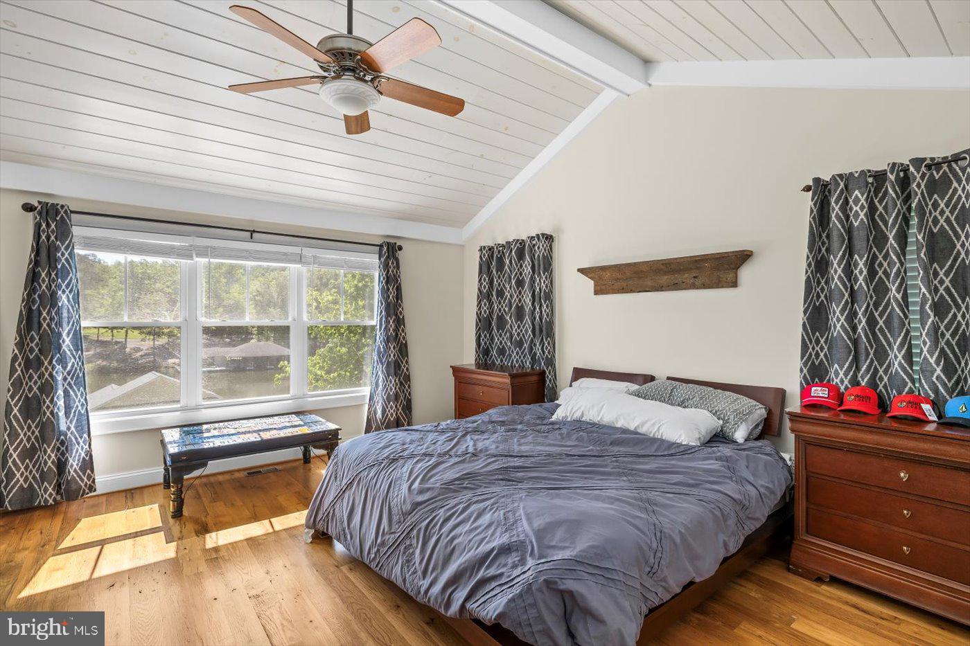 210 Maple Mull