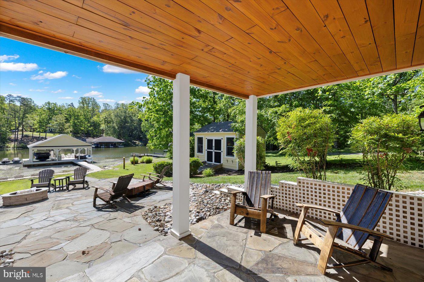 210 Maple Mull