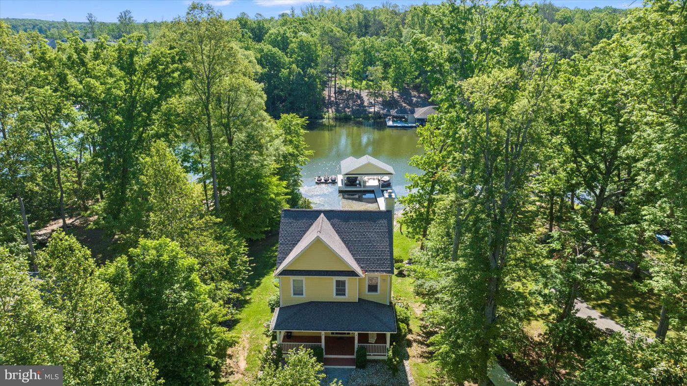 210 Maple Mull
