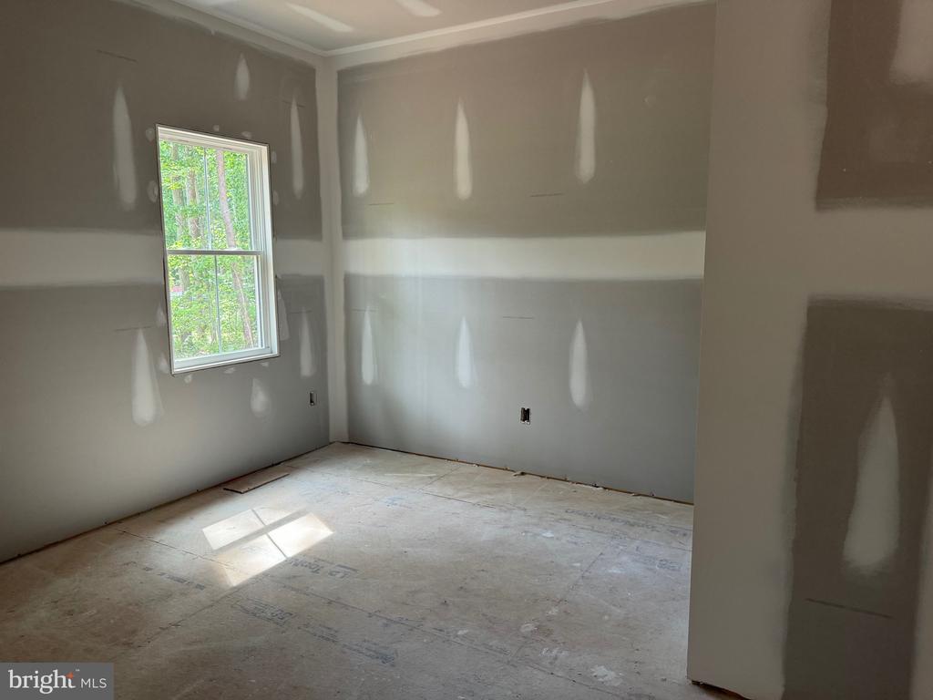310 HUNT HAVEN
