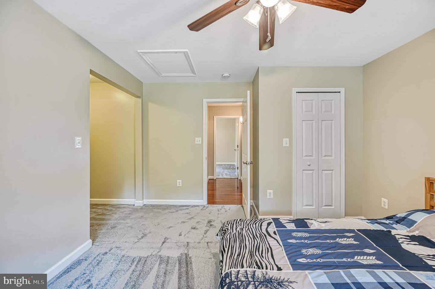 219 Oakwood Dr