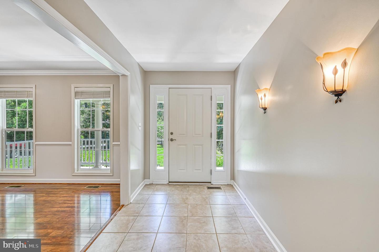 219 Oakwood Dr