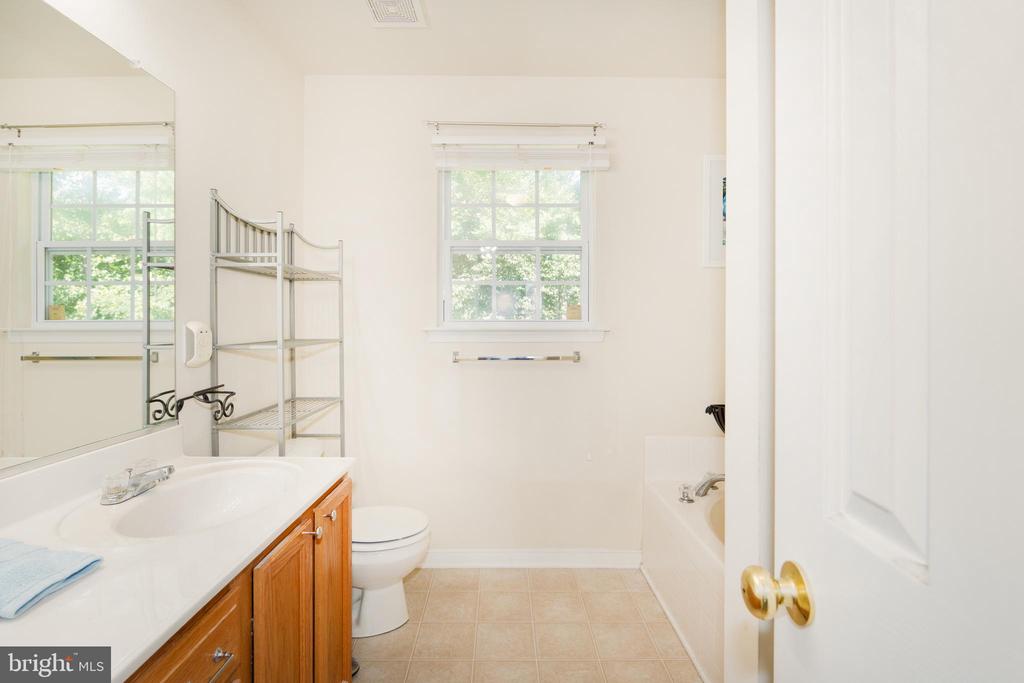 108 Apple Orchard Rd