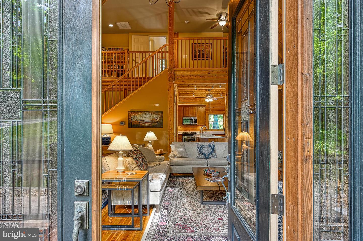 123 Shorewood Dr