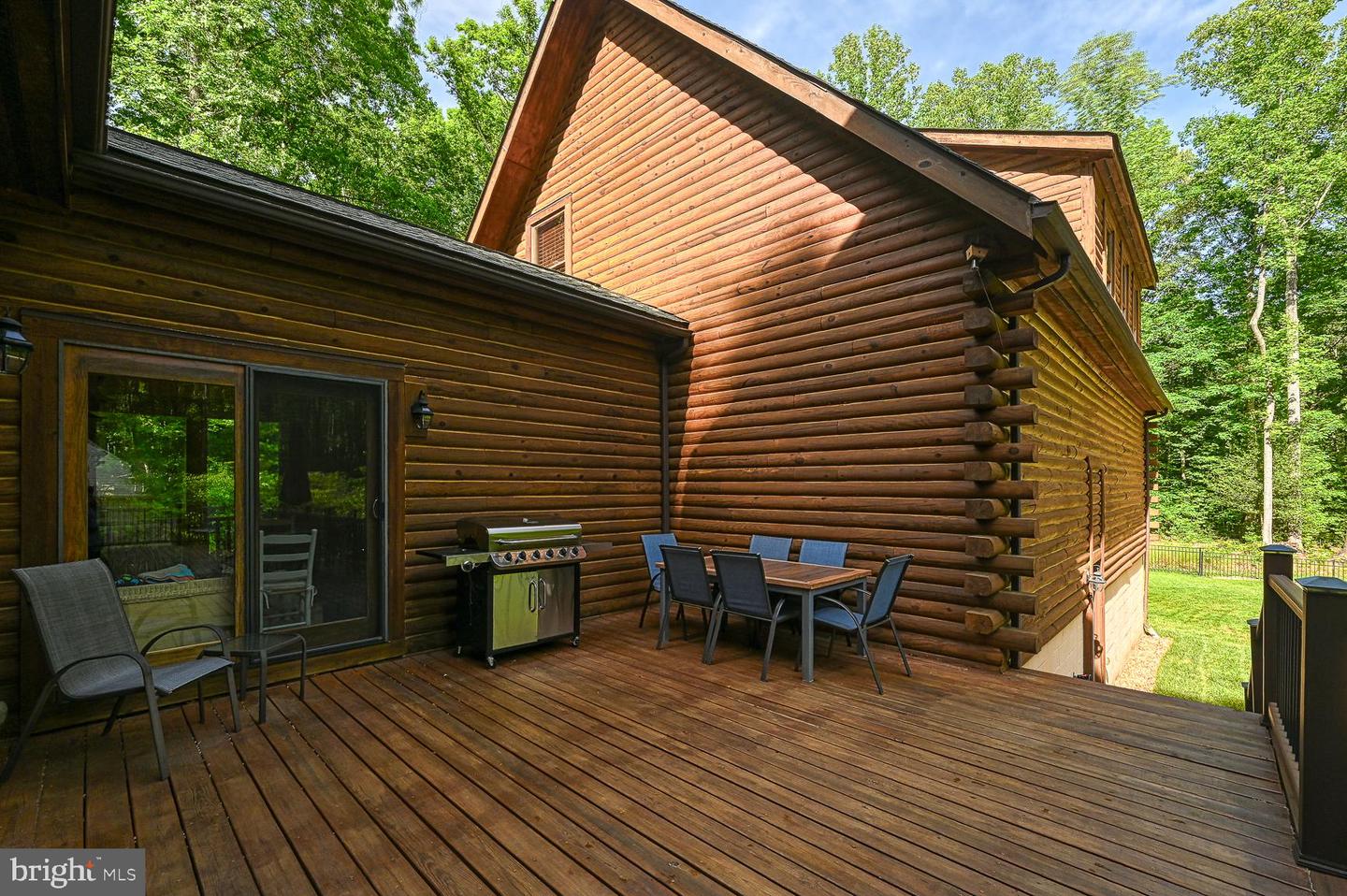 123 Shorewood Dr