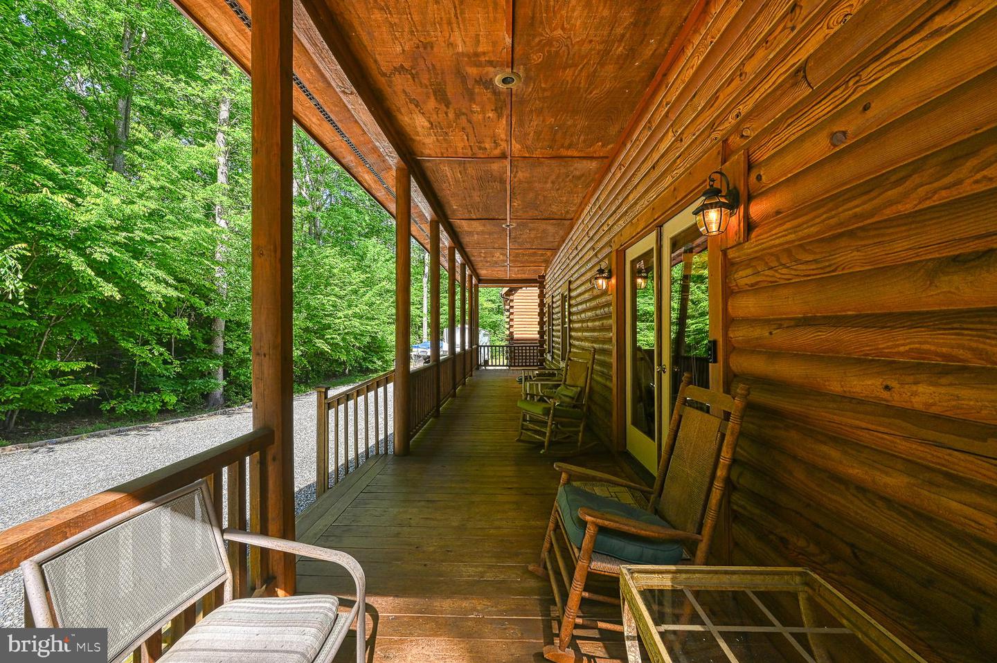 123 Shorewood Dr