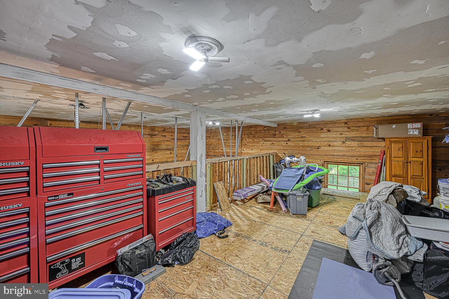 123 Shorewood Dr