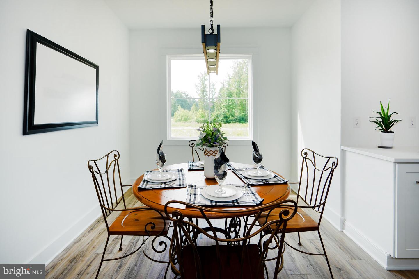 723 Rainbow Ridge