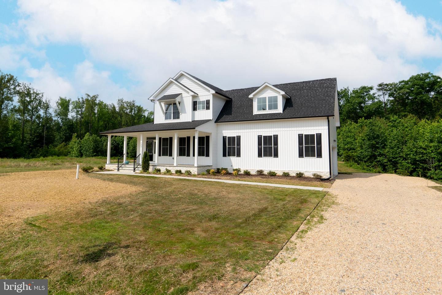 723 Rainbow Ridge