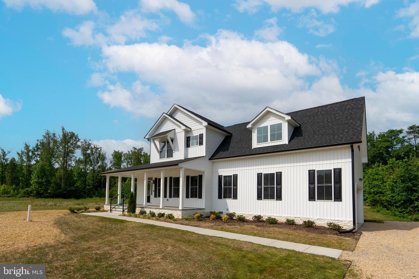 723 Rainbow Ridge