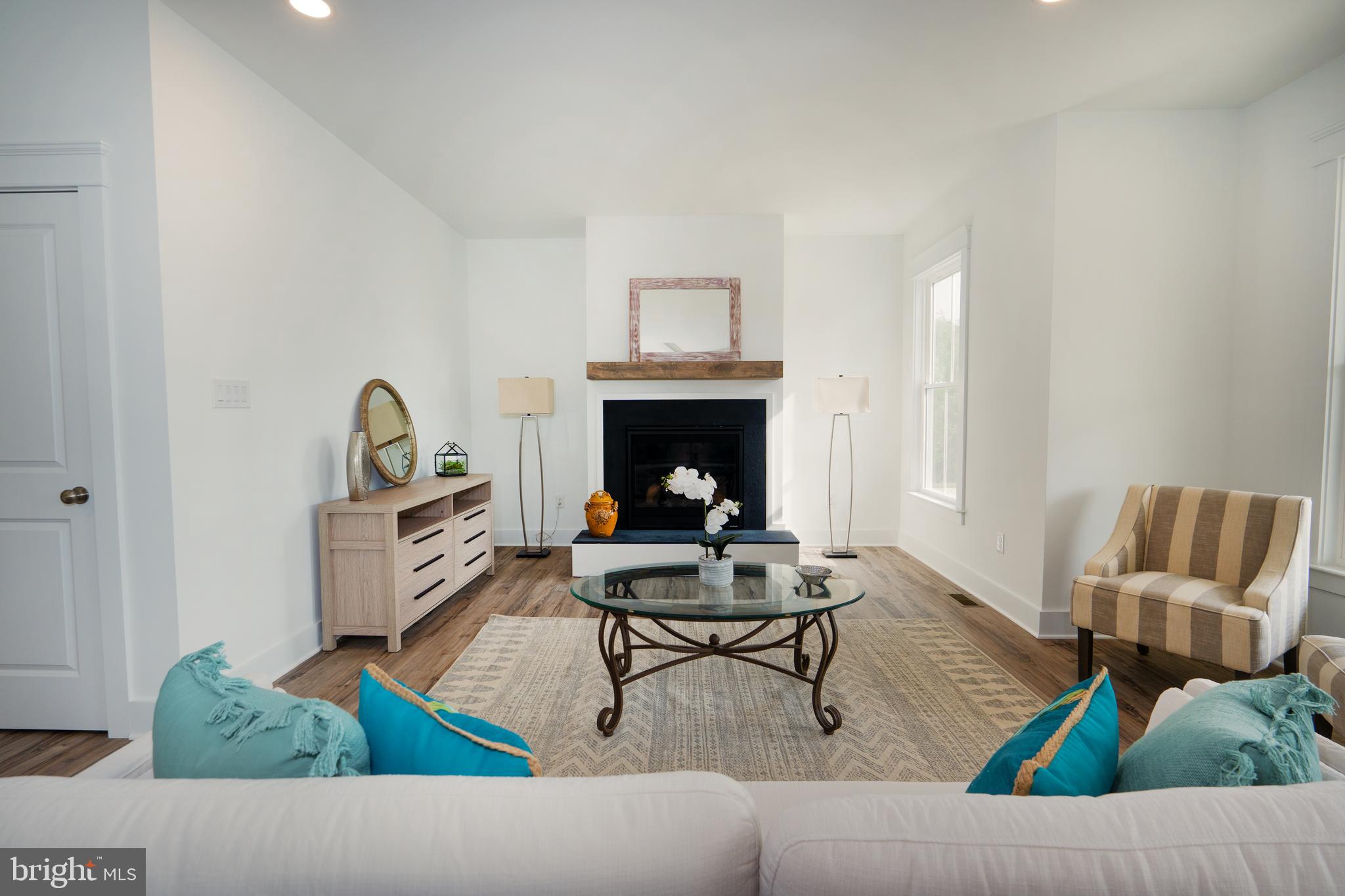 723 Rainbow Ridge