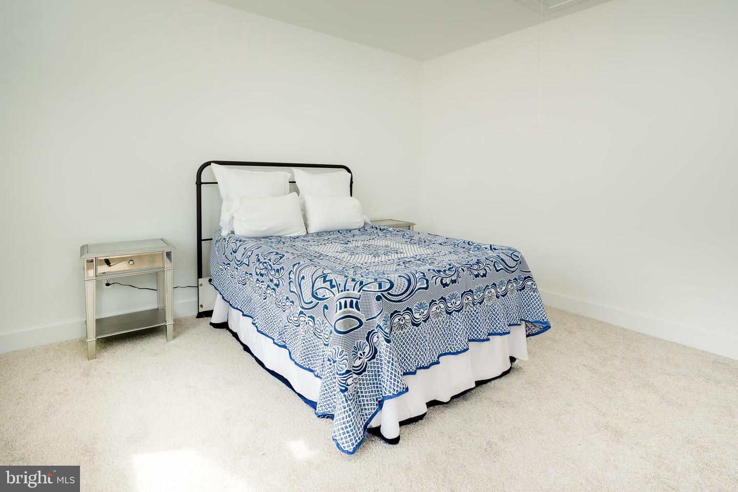 723 Rainbow Ridge