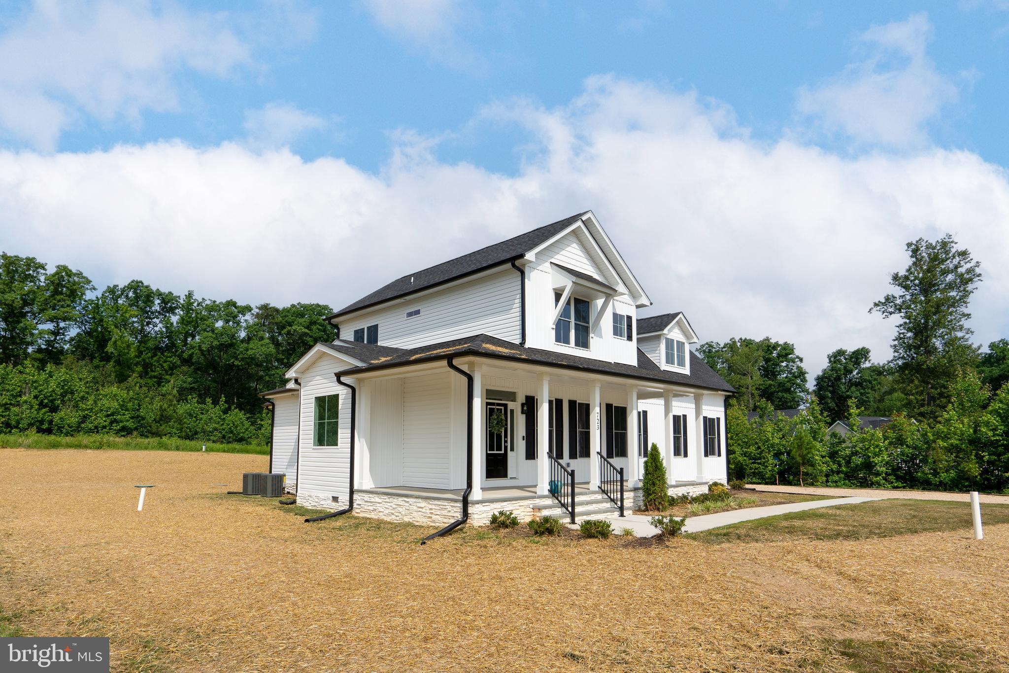 723 Rainbow Ridge
