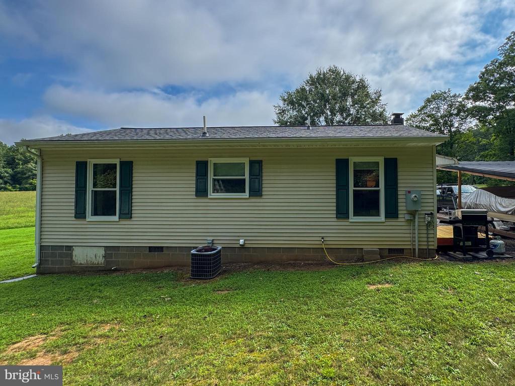 3843 Buckner Rd