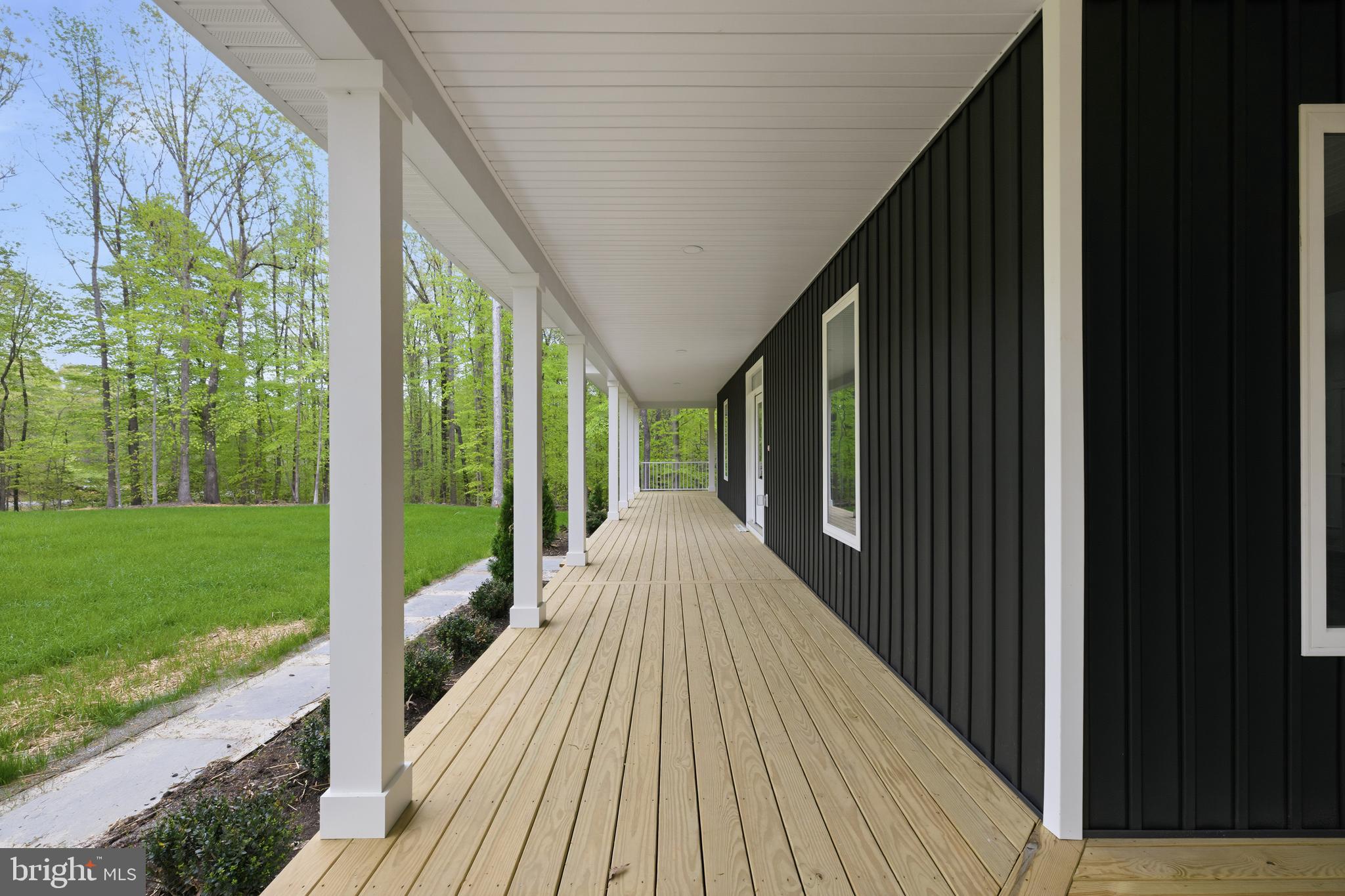 515 NOAHS LANDING DRIVE