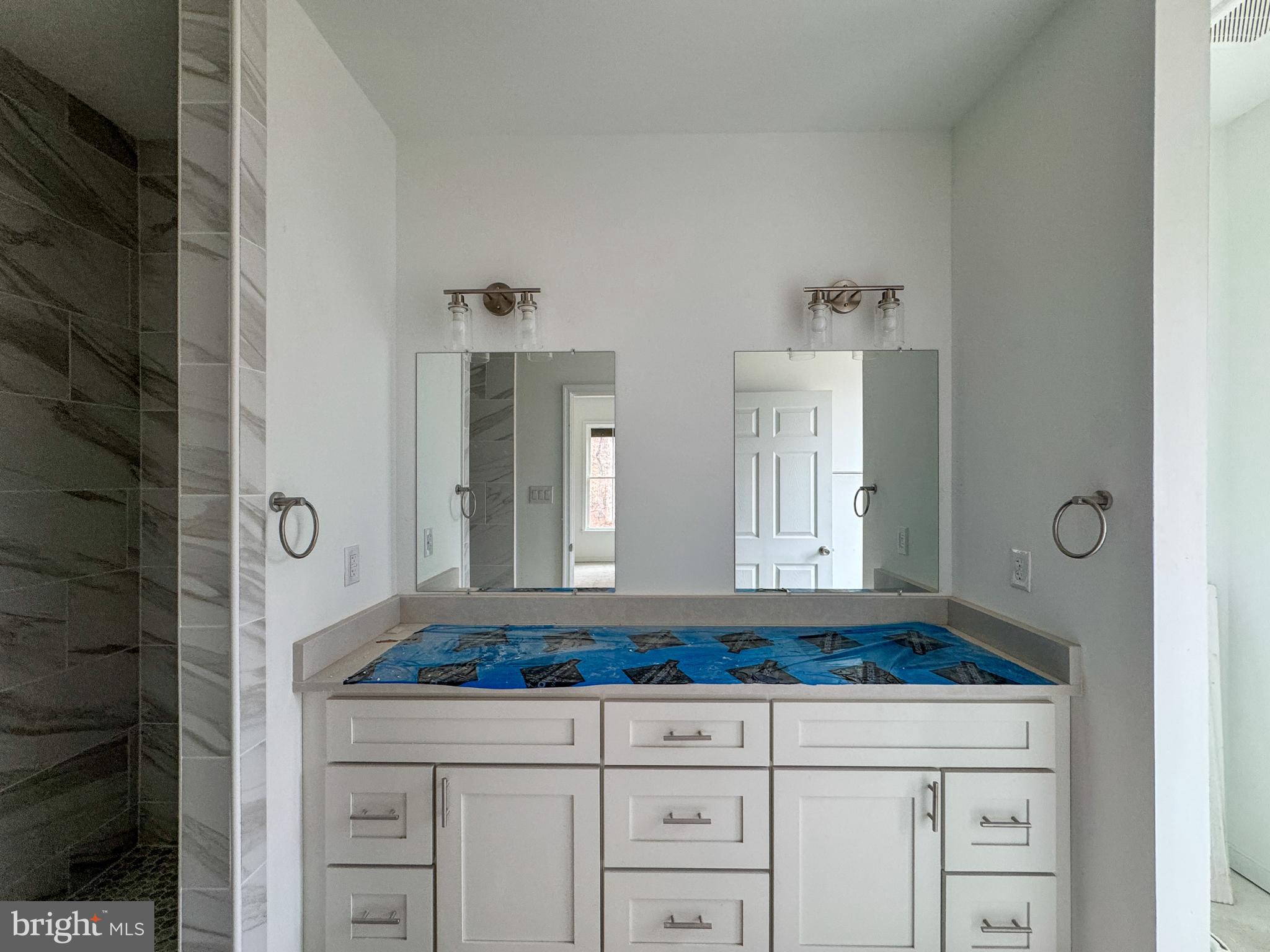 639 NOAHS LANDING DRIVE