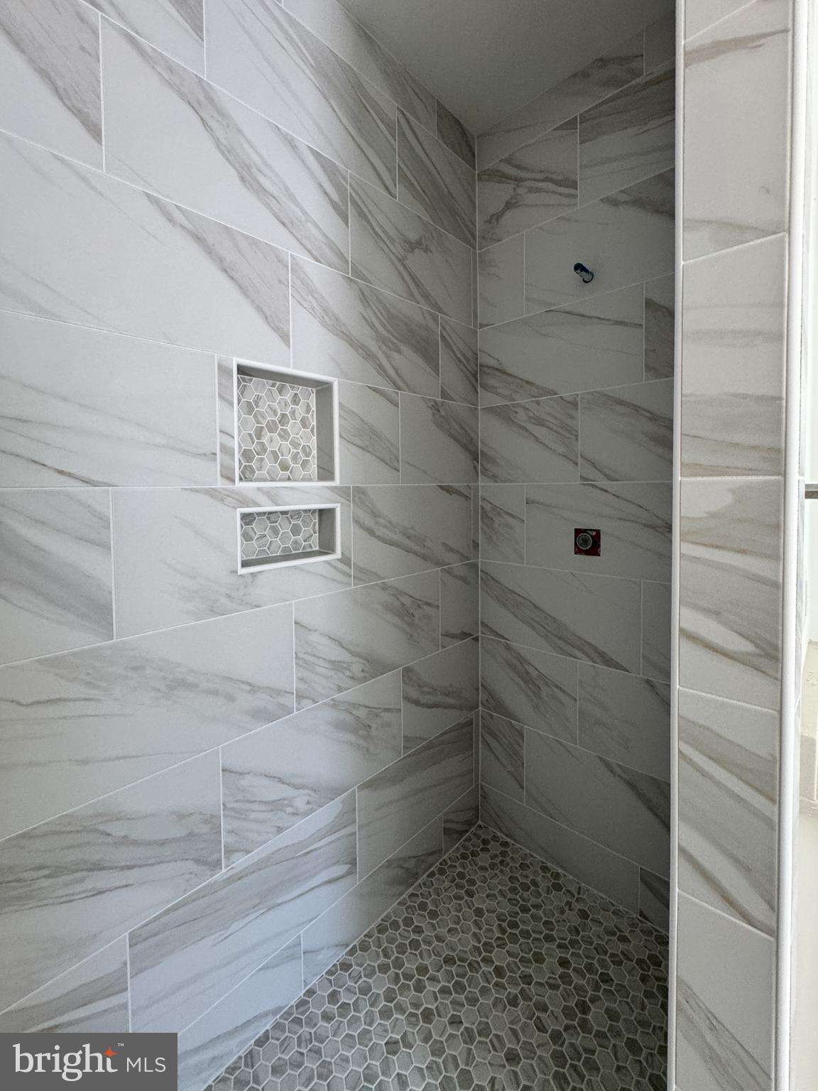 639 NOAHS LANDING DRIVE