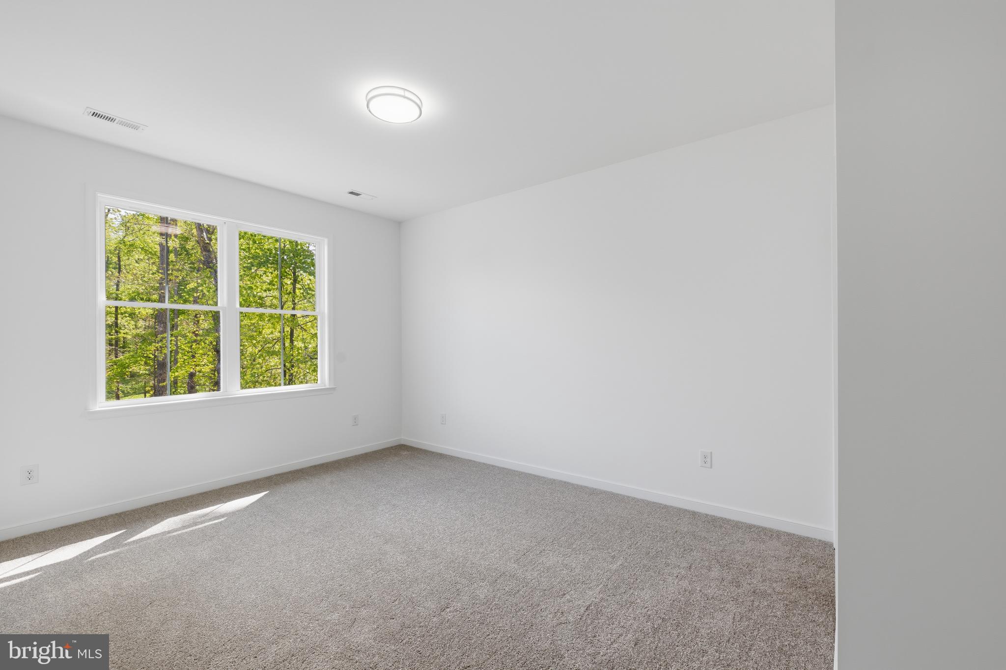639 NOAHS LANDING DRIVE