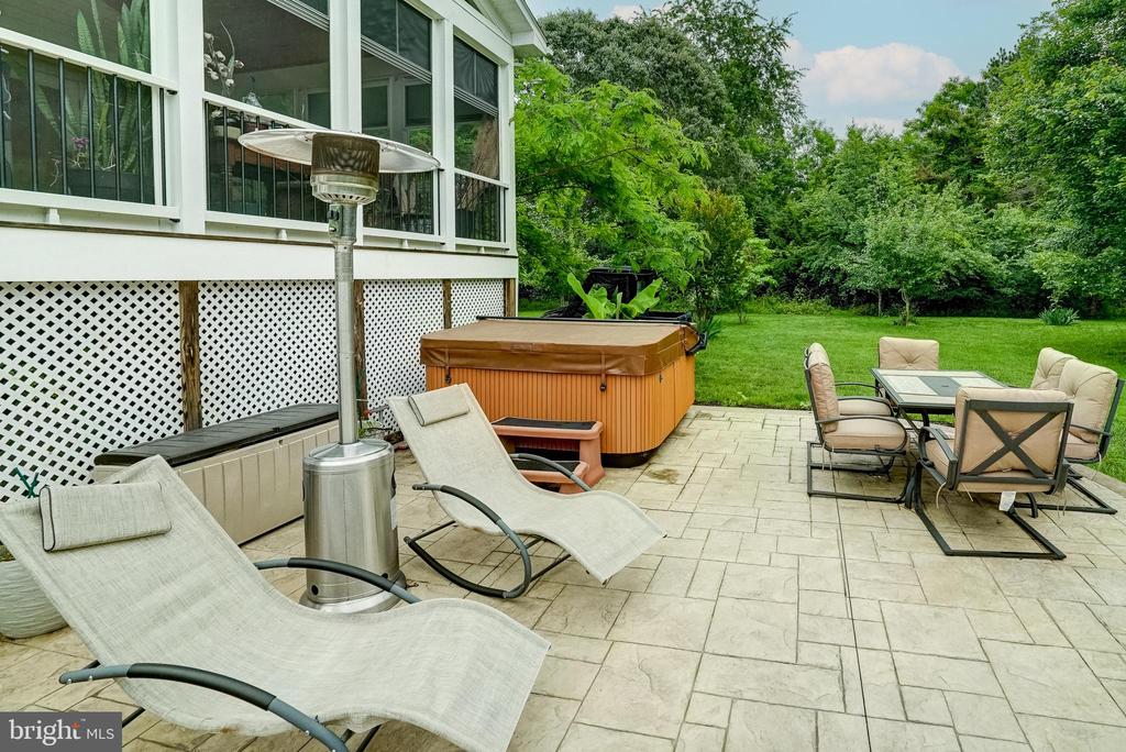 63 LAKE FOREST DRIVE