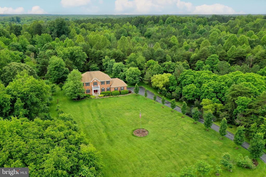 63 LAKE FOREST DRIVE