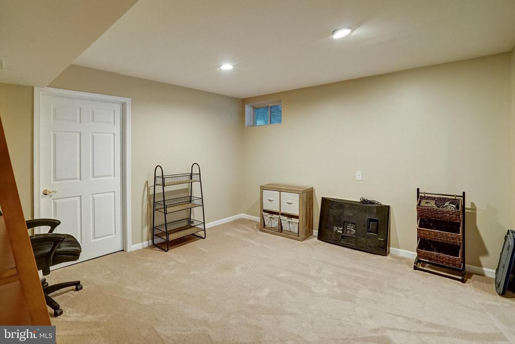 63 LAKE FOREST DRIVE