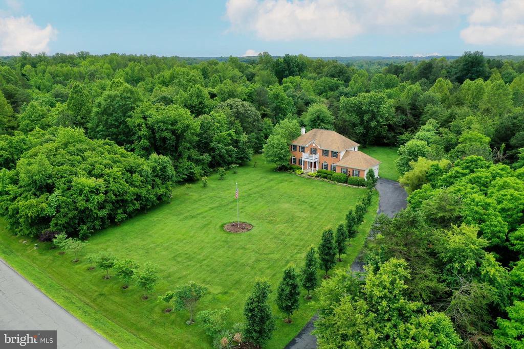 63 LAKE FOREST DRIVE