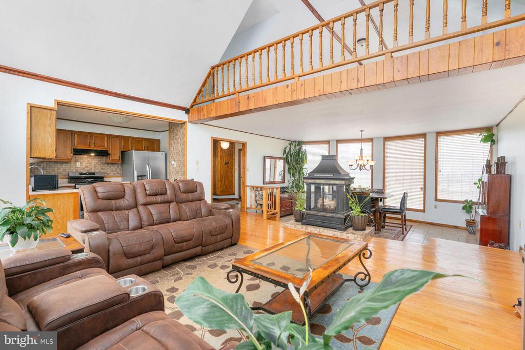 586 JACOBY ROAD