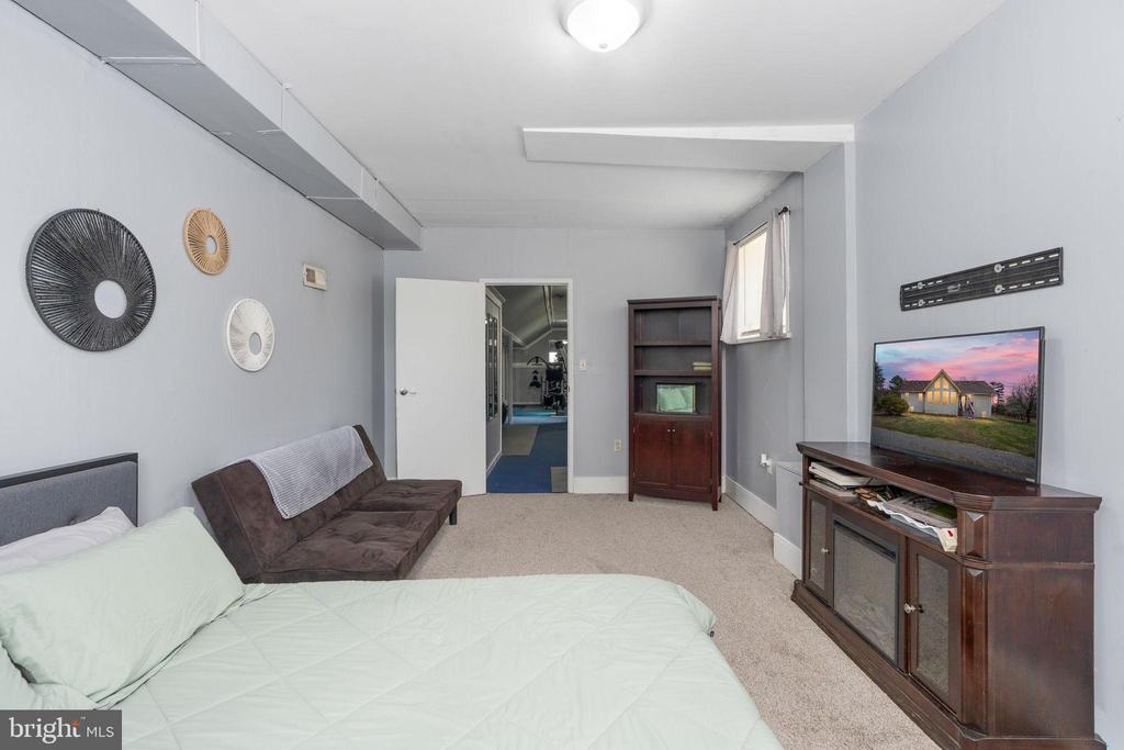 586 JACOBY ROAD