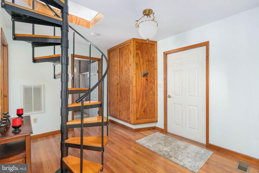586 JACOBY ROAD