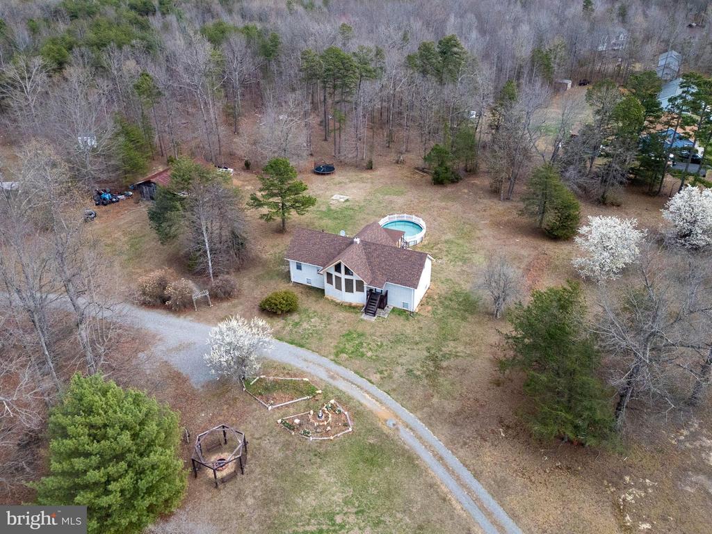 586 JACOBY ROAD