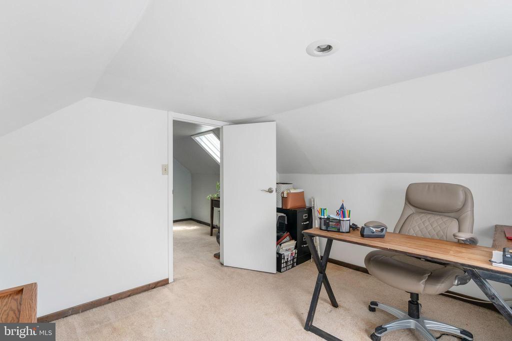 586 JACOBY ROAD