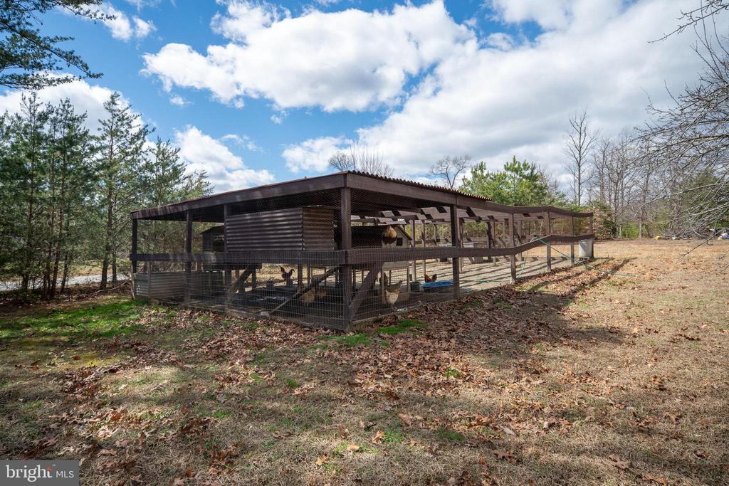586 JACOBY ROAD