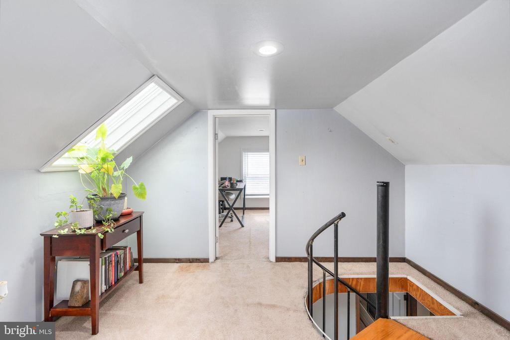 586 JACOBY ROAD