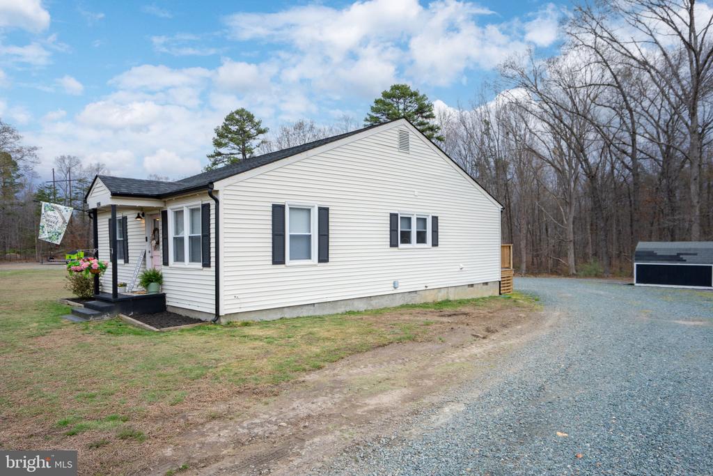 2623 JEFFERSON HIGHWAY