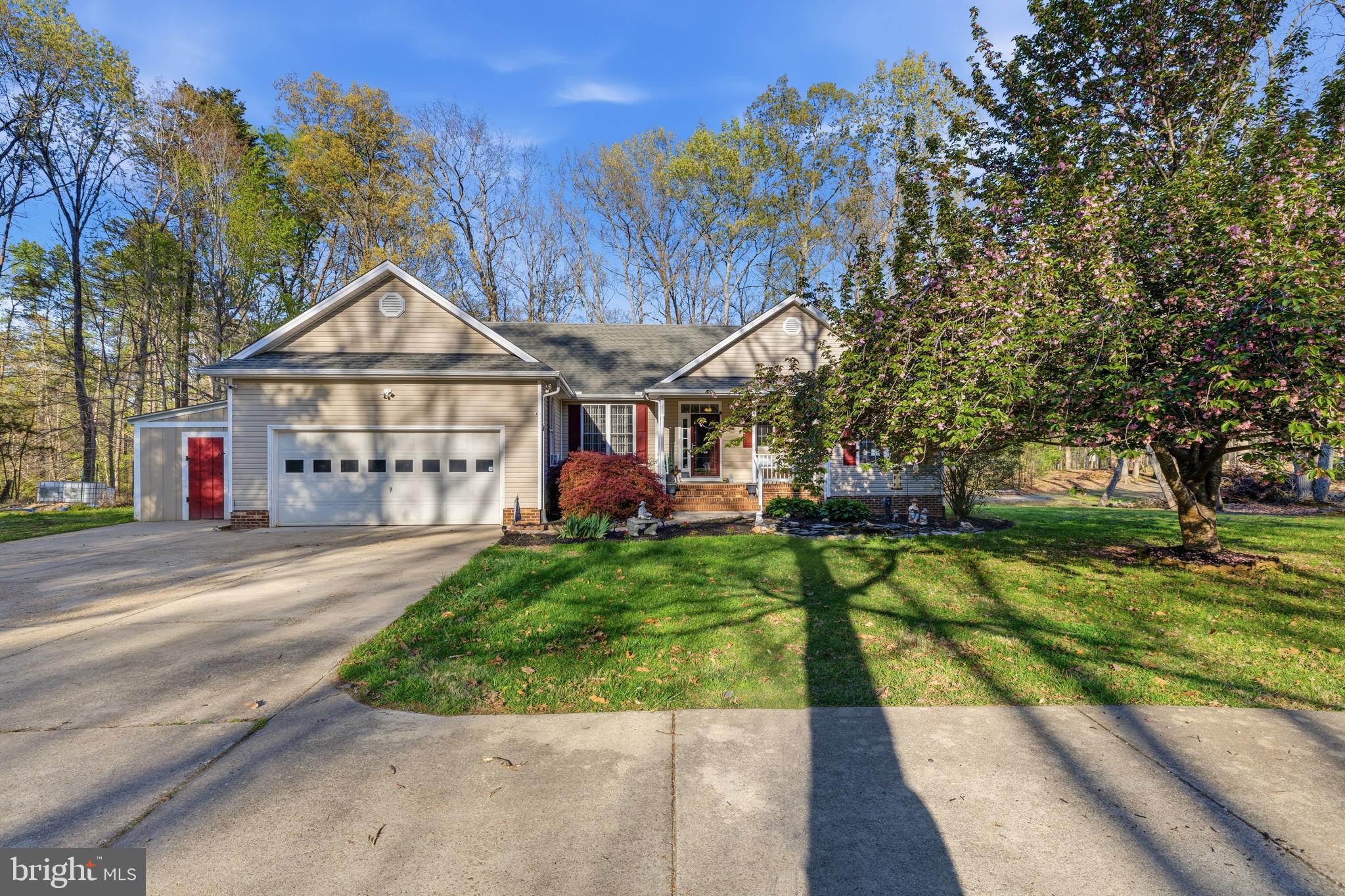 34 HEMLOCK LANE