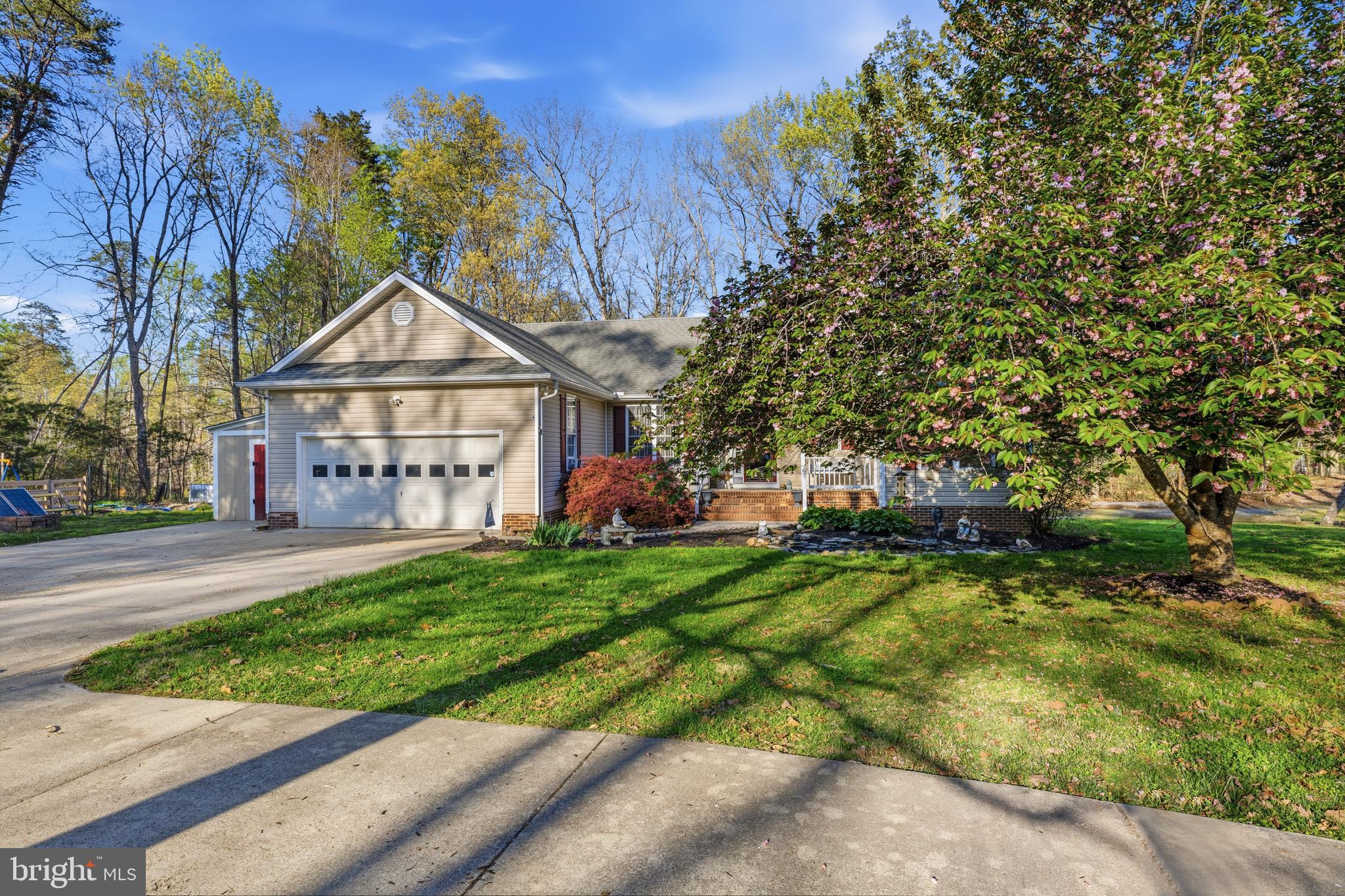 34 HEMLOCK LANE