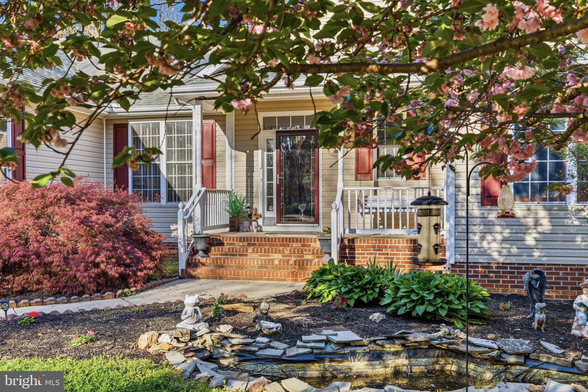 34 HEMLOCK LANE