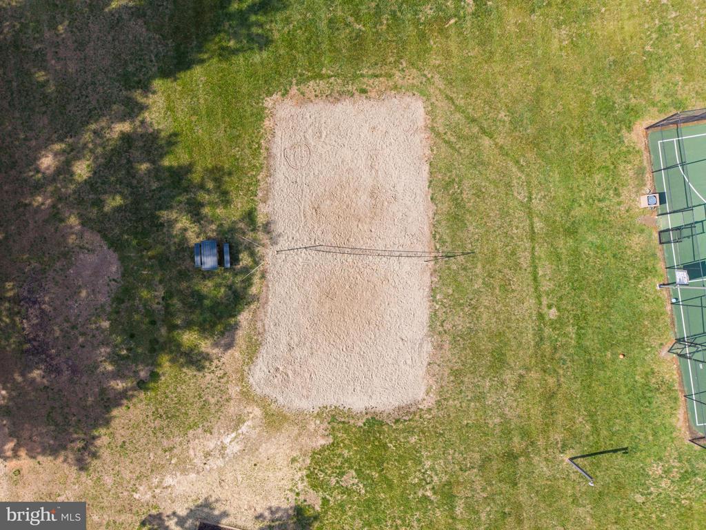 132 PINEHURST DR DRIVE